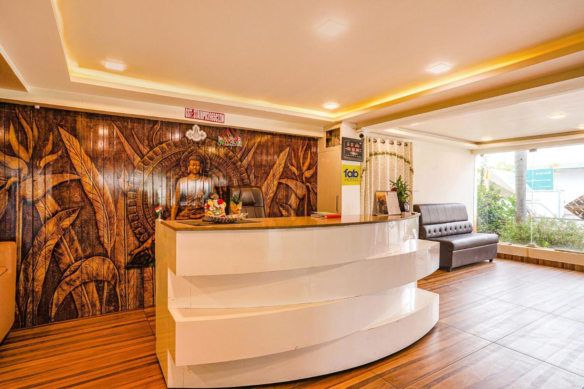Fabhotel Ambika Elite Buckinghampet Εξωτερικό φωτογραφία