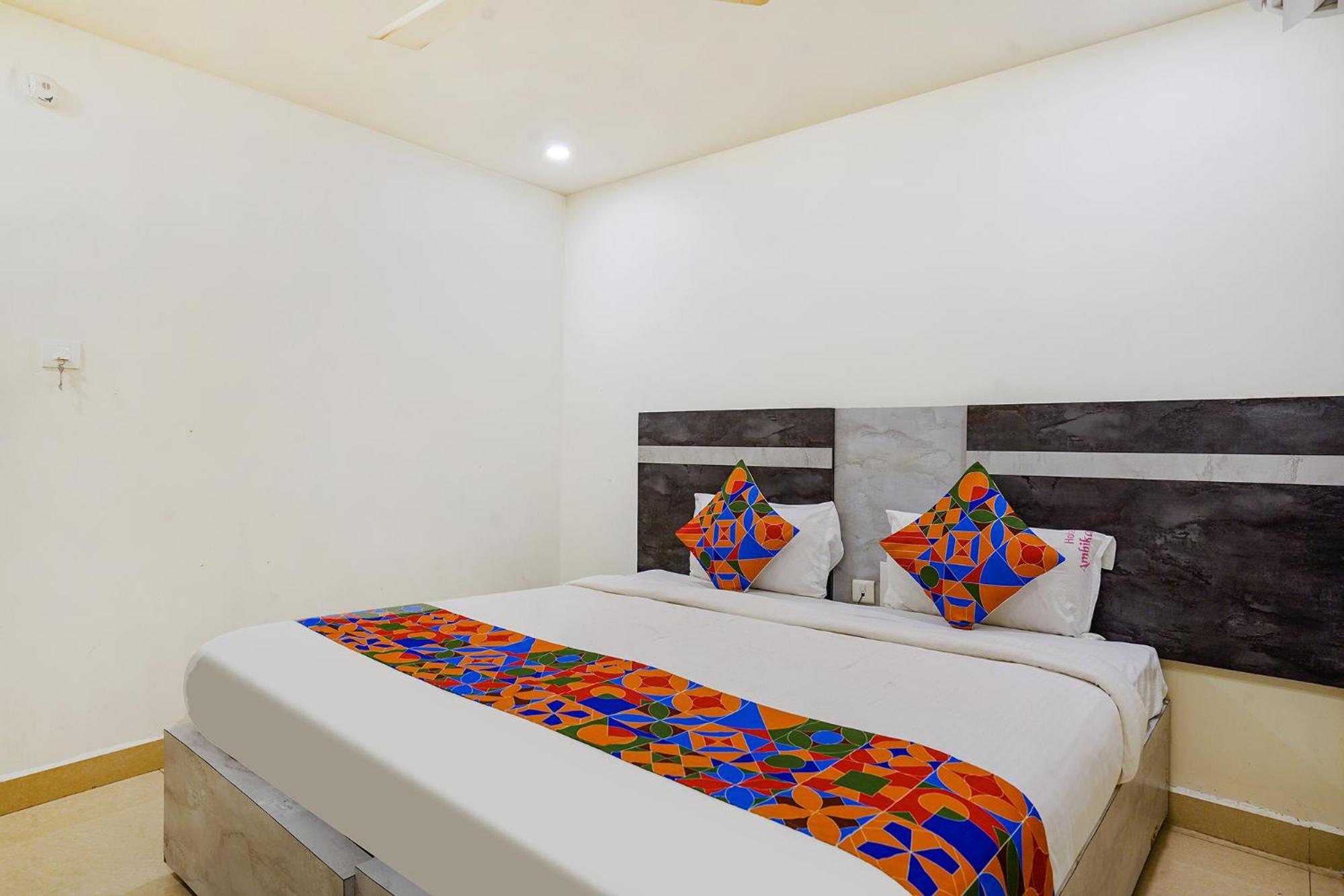 Fabhotel Ambika Elite Buckinghampet Εξωτερικό φωτογραφία