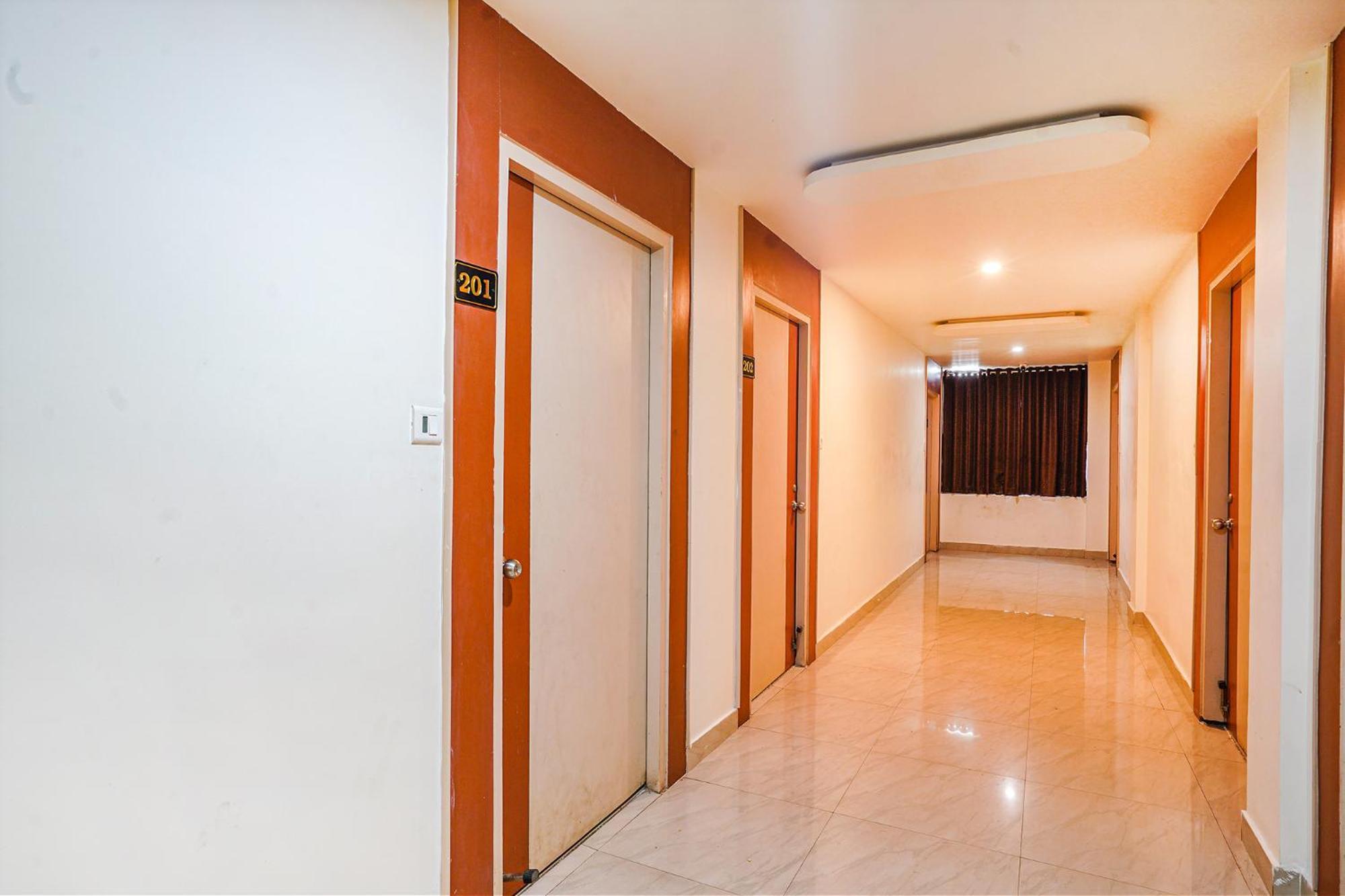 Fabhotel Ambika Elite Buckinghampet Εξωτερικό φωτογραφία
